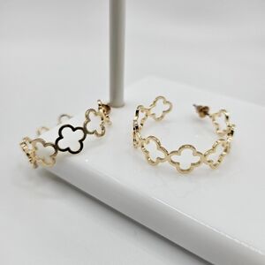 🆕️Hallow out four leaf clover design hoops earrings